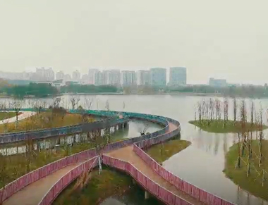 昆山大漁湖公園水上浮橋